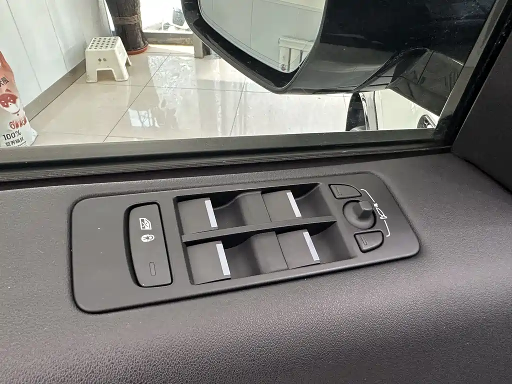 Discovery Sport 2024 Luxury Customized Edition купить на сайте DeffCars