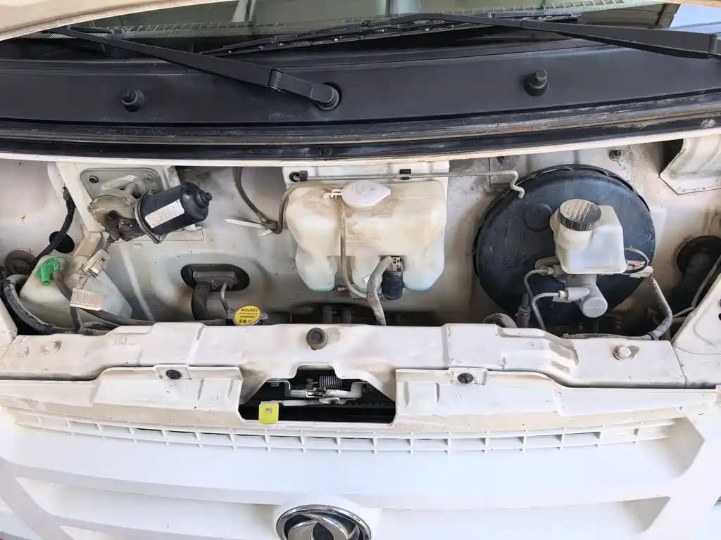 Dongfeng Xiaokang C36 2019 1.5L Basic Type II Country VI DK15 купить на сайте DeffCars