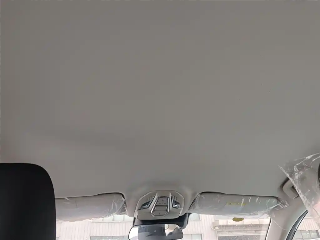 Wuling Starlight 2024 Co-creation Edition 510 Advanced Type купить на сайте DeffCars