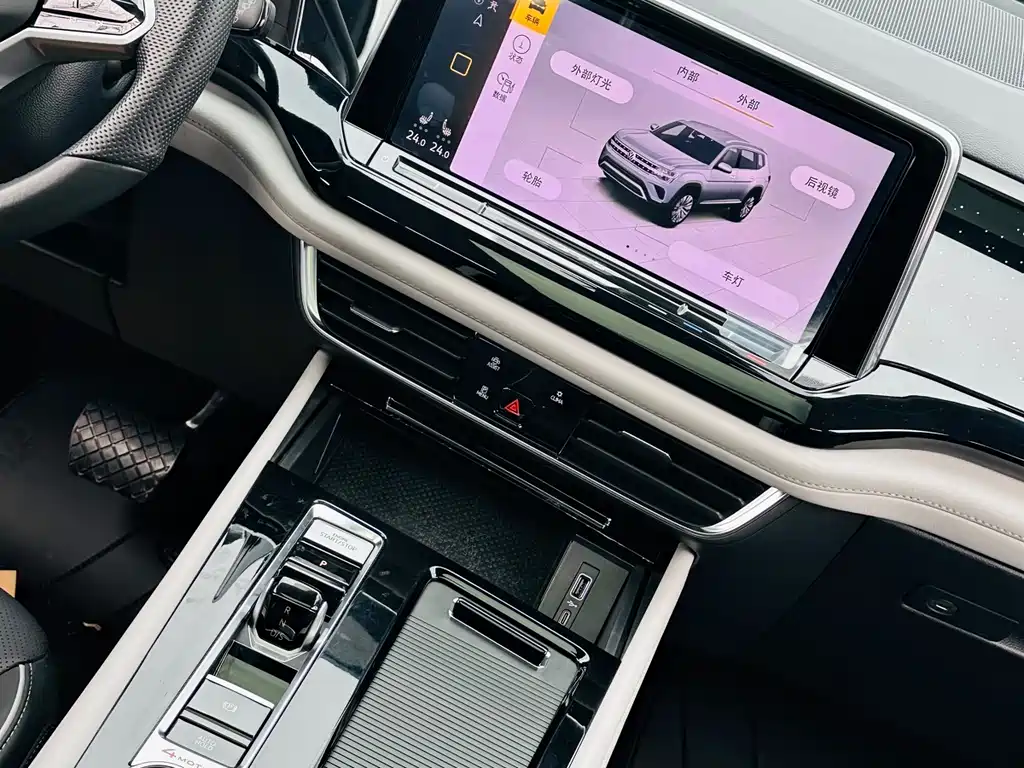 Touron 2023 380TSI four-wheel drive luxury version купить на сайте DeffCars