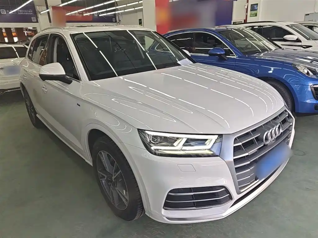 Audi Q5L 2020 facelift 40 TFSI enjoys fashionable style купить на сайте DeffCars