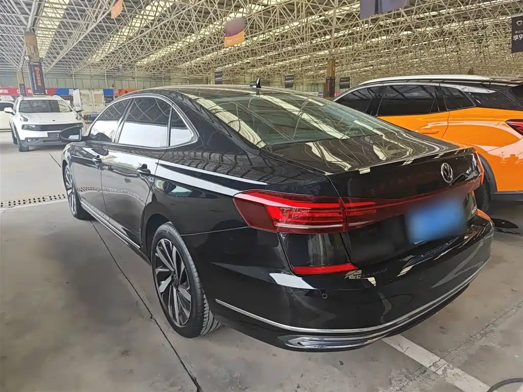Passat 2025 Outstanding Model 380TSI Dragon Edition купить на сайте DeffCars
