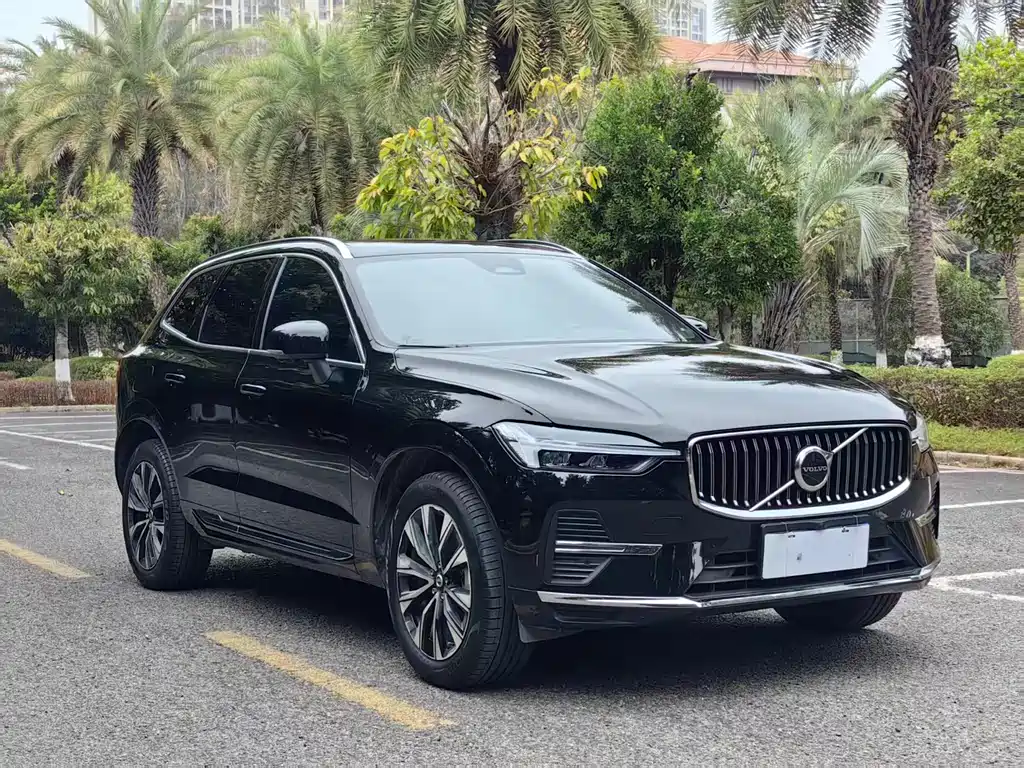 Volvo XC60 2024 B5 four-wheel drive Zhiyuan Deluxe Edition купить на сайте DeffCars