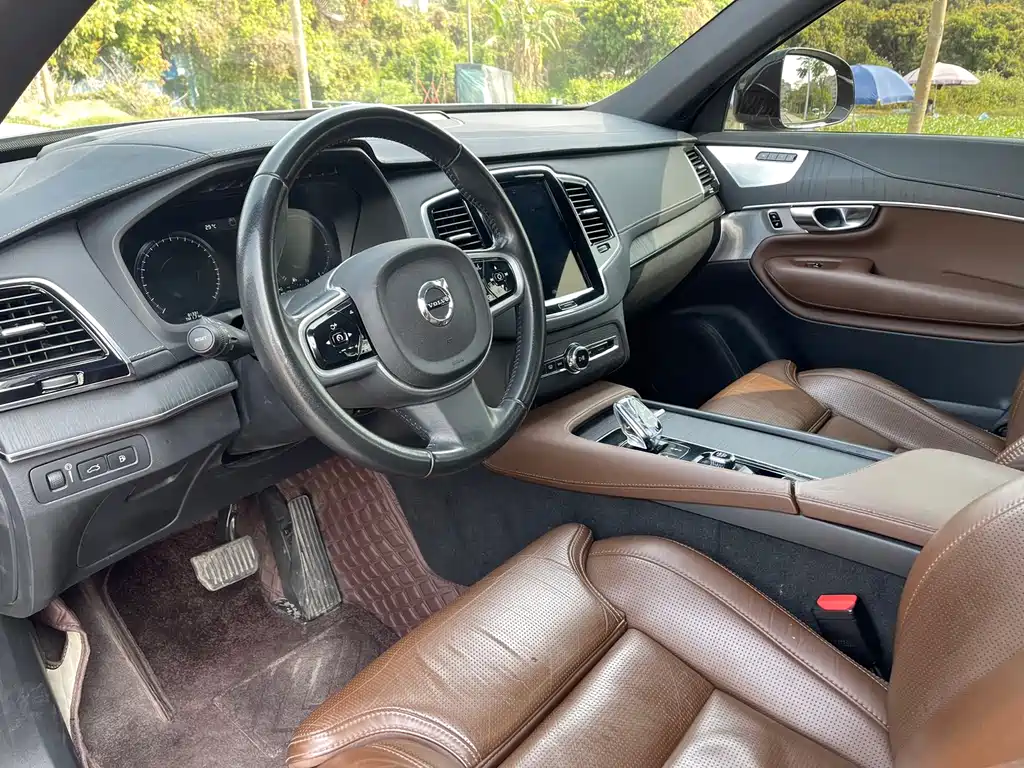 Volvo XC90 plug-in hybrid 2022 facelift E-drive hybrid T8 Zhizun Deluxe Edition 7 seats купить на сайте DeffCars