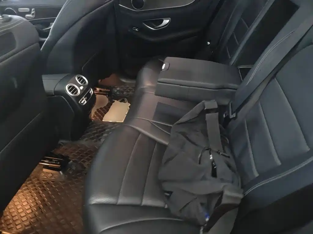 Mercedes GLC 2018 Modification 300 4MATIC Dynamic купить на сайте DeffCars