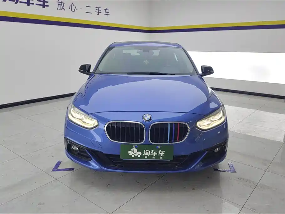 BMW 1 Series 2018 118i Design Package купить на сайте DeffCars