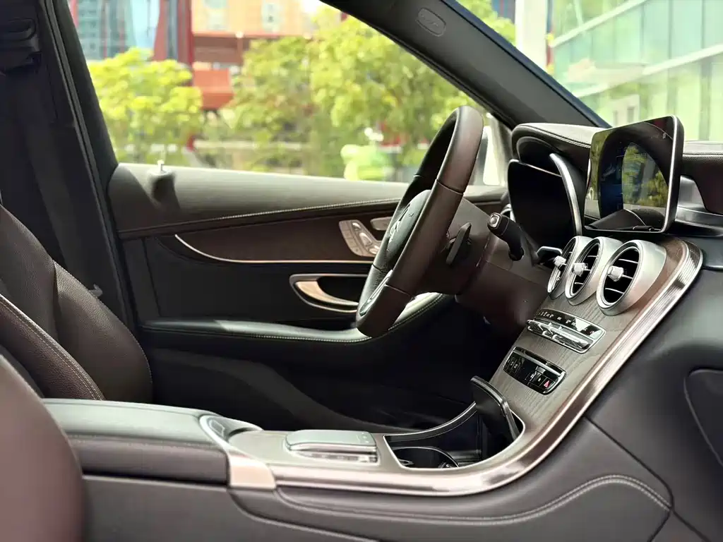 Mercedes-Benz GLC 2020 GLC 300 L 4MATIC Dynamic купить на сайте DeffCars