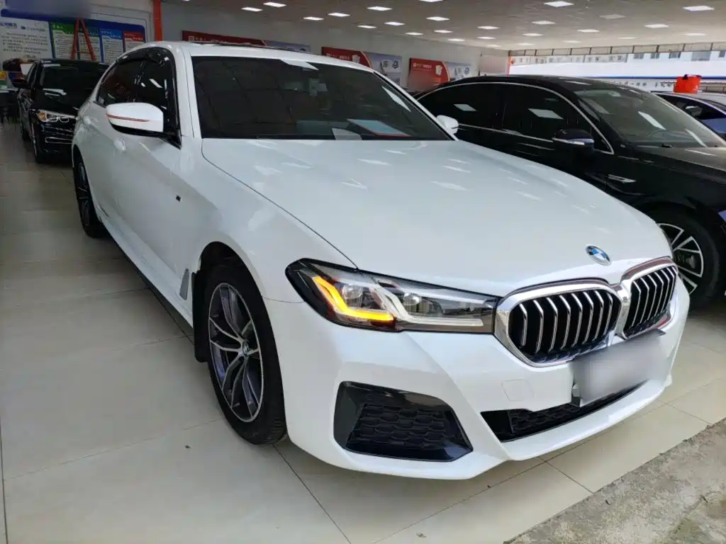 BMW 5 Series 2021 525Li M Sports Package купить на сайте DeffCars