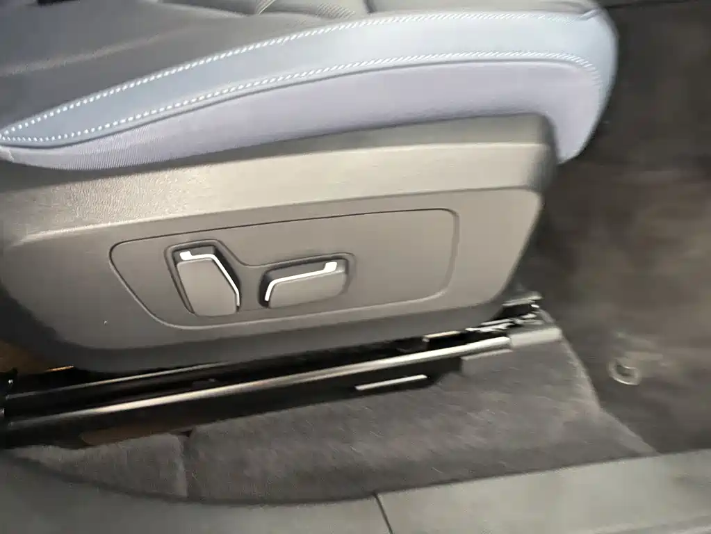 BMW X3 2025 xDrive30L Exclusive M Sports Package купить на сайте DeffCars