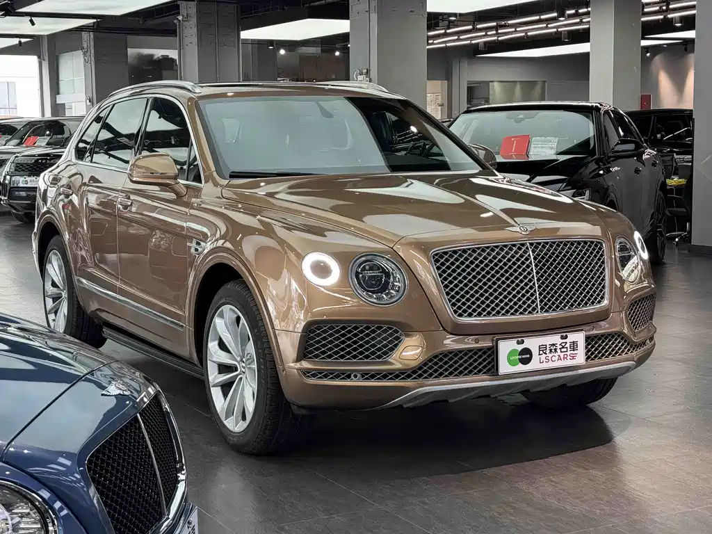 Bentayga 2018 4.0T V8 купить на сайте DeffCars
