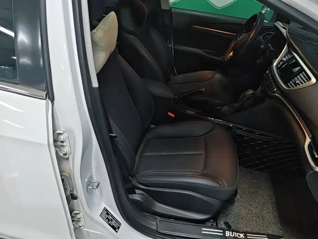 Yinglang 2021 model model 1.5L automatic elite model купить на сайте DeffCars