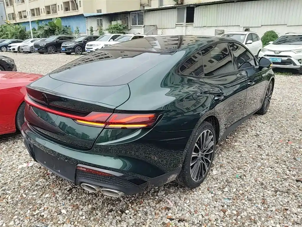 MG7 2023 2.0T Automatic Beauty Hunting Luxury Edition купить на сайте DeffCars