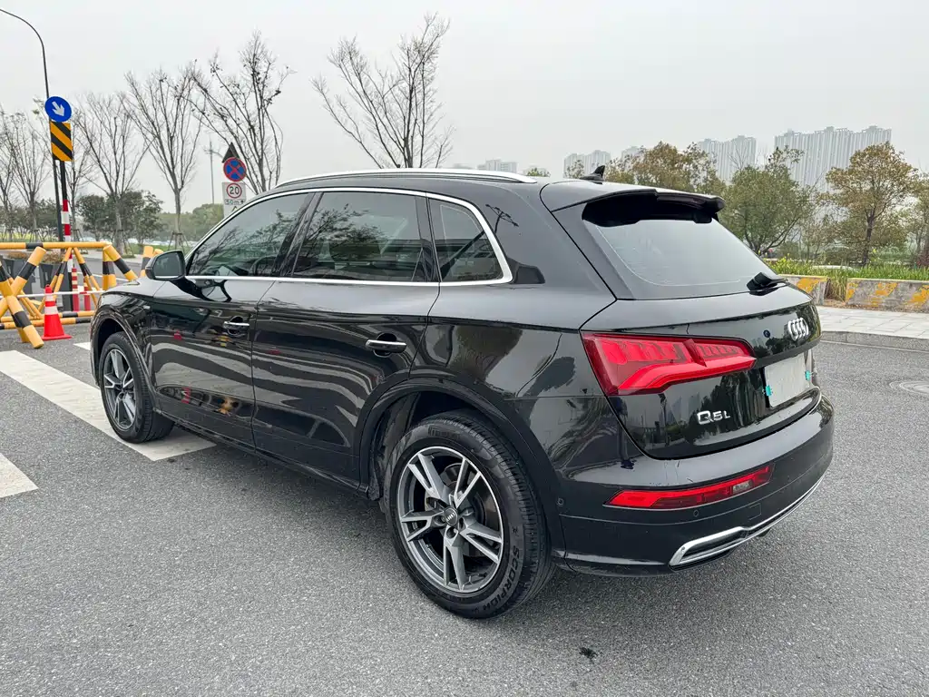 Audi Q5L 2020 45 TFSI exclusive and fashionable model купить на сайте DeffCars