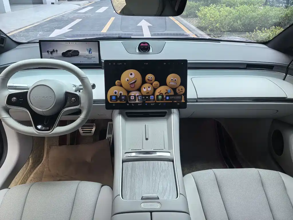 Zhijie S7 2024 Pro купить на сайте DeffCars
