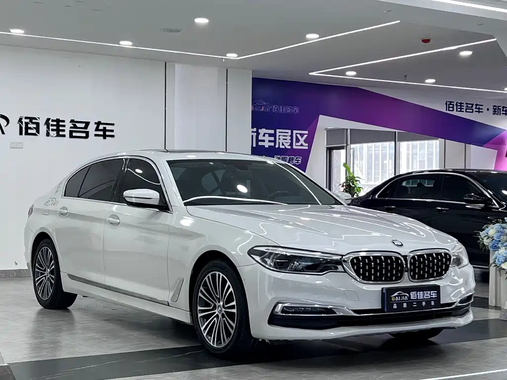 BMW 5 Series 2019 530Li Exclusive Luxury Package купить на сайте DeffCars