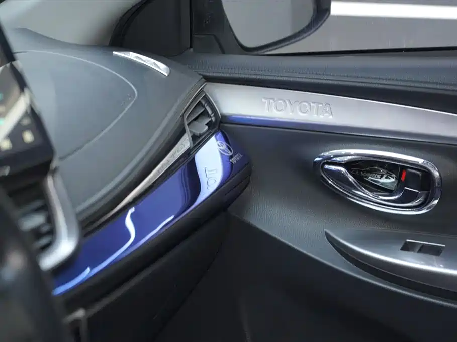YARiS L 2016 model facelift 1.5G CVT sunroof version купить на сайте DeffCars