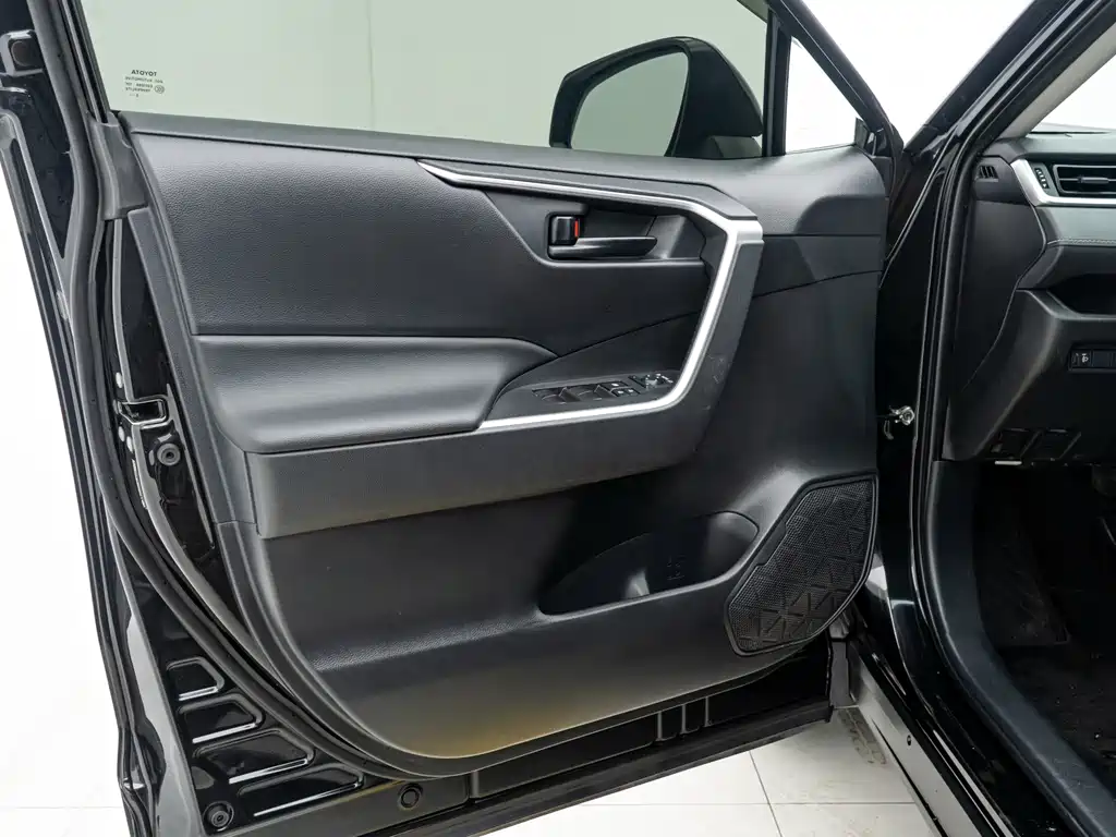 Wilanda 2023 2.0L CVT two-wheel drive leading version купить на сайте DeffCars