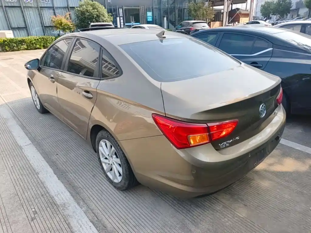 Weilang 2017 Sedan 15S Automatic Leading Type купить на сайте DeffCars