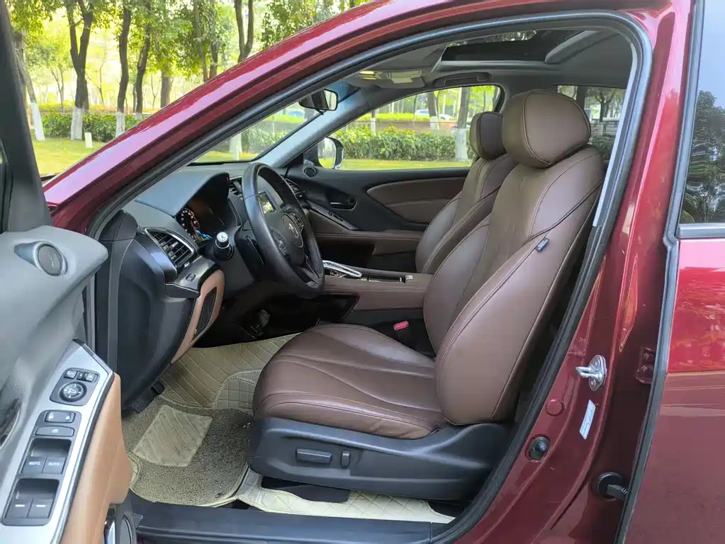 Acura CDX 2016 1.5T 2WD Exclusive Edition купить на сайте DeffCars