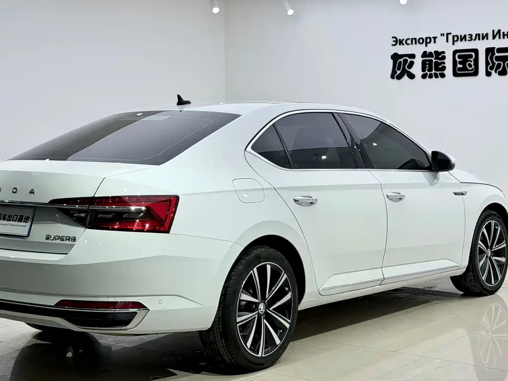 Superb 2022 TSI280 DSG Exclusive Edition купить на сайте DeffCars