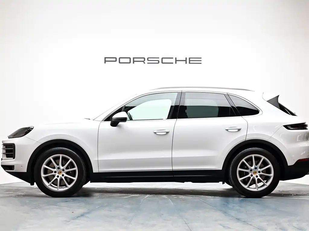 Cayenne 2025 Cayenne 3.0T купить на сайте DeffCars