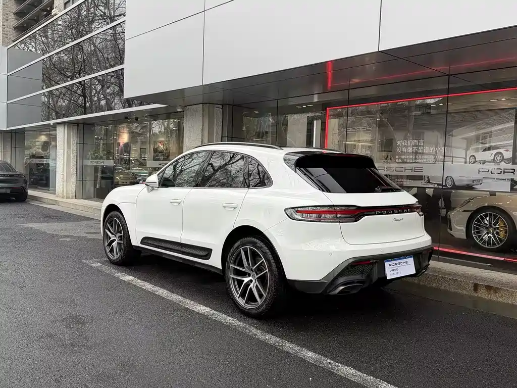 Macan 2024 Macan 2.0T купить на сайте DeffCars