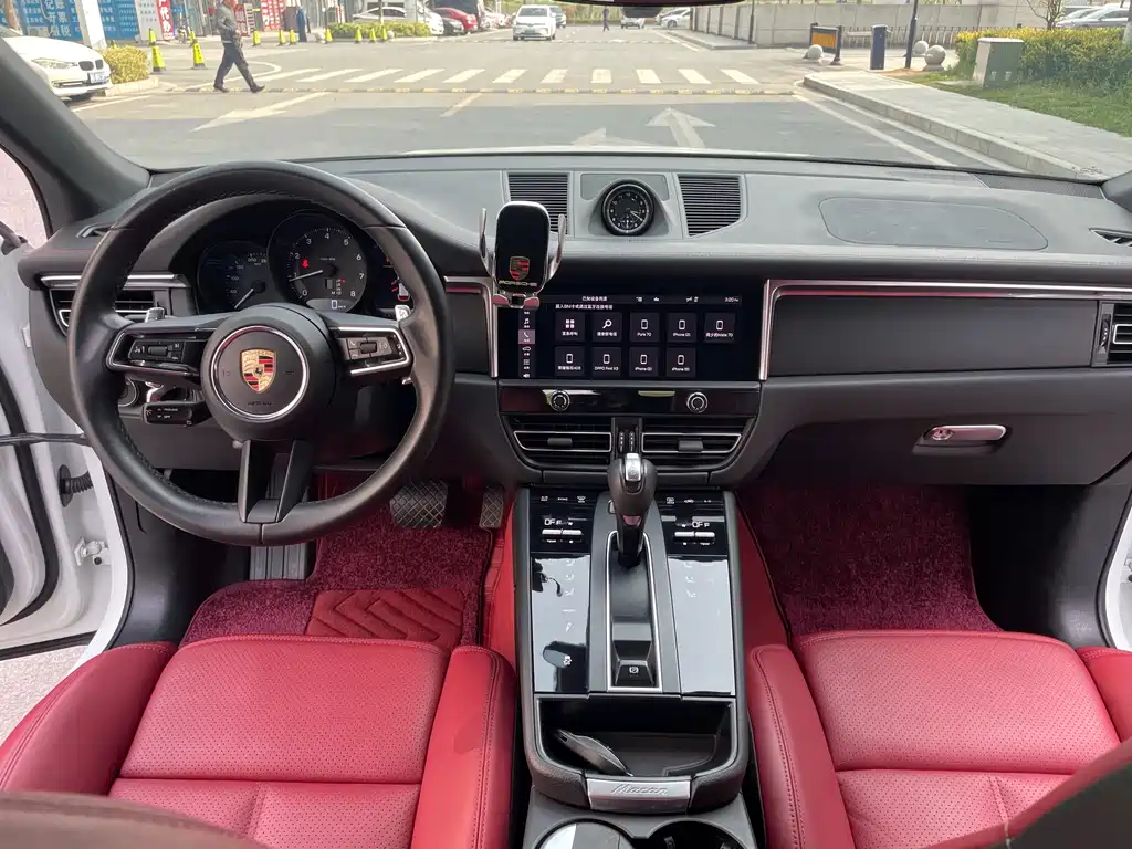 Macan 2023 Macan 2.0T купить на сайте DeffCars