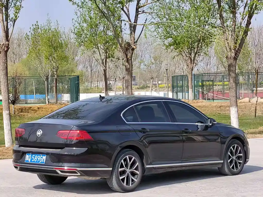 Magotan 2020 330TSI DSG leading model купить на сайте DeffCars