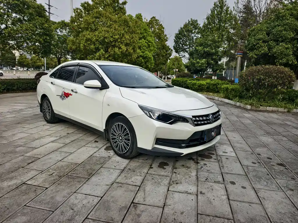 Venucia D60 2020 1.6L Entry Manual Comfort Edition купить на сайте DeffCars