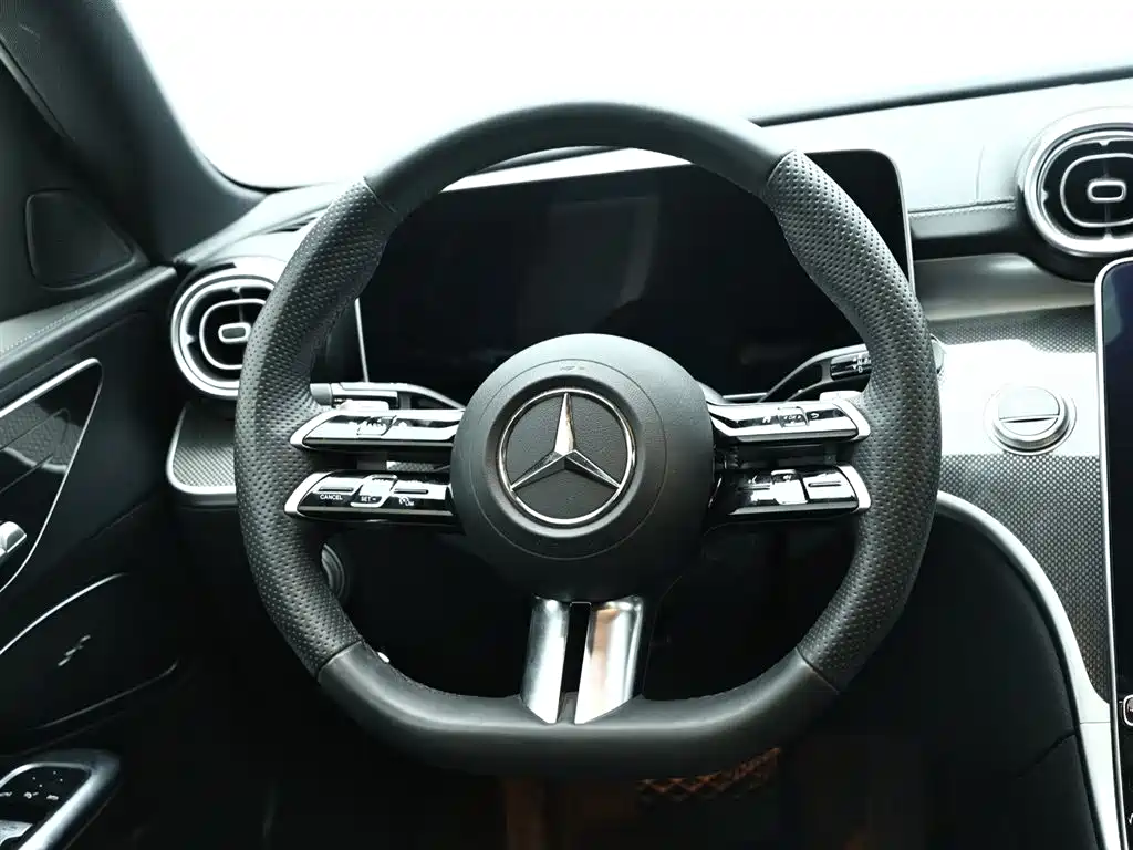 Mercedes-Benz C-Class 2024 facelift C 260 L sports version купить на сайте DeffCars