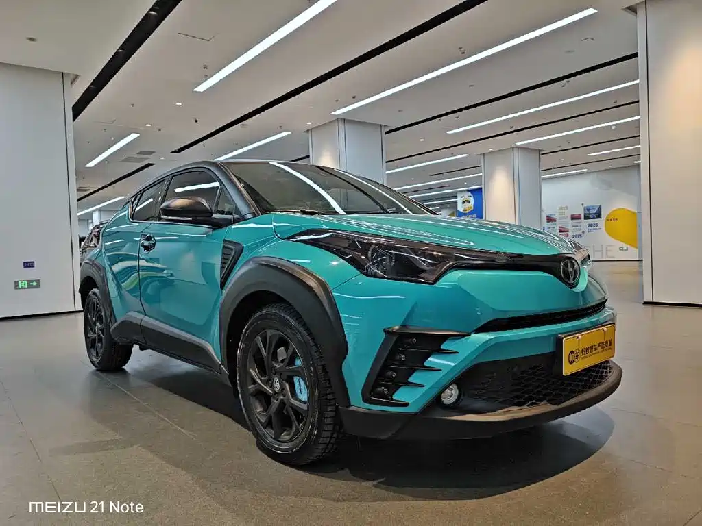 Toyota C-HR 2018 2.0L Leading Edition National VI купить на сайте DeffCars