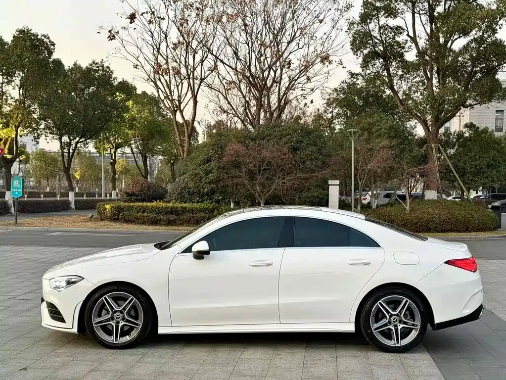 Mercedes-Benz CLA (imported) 2022 CLA 200 купить на сайте DeffCars