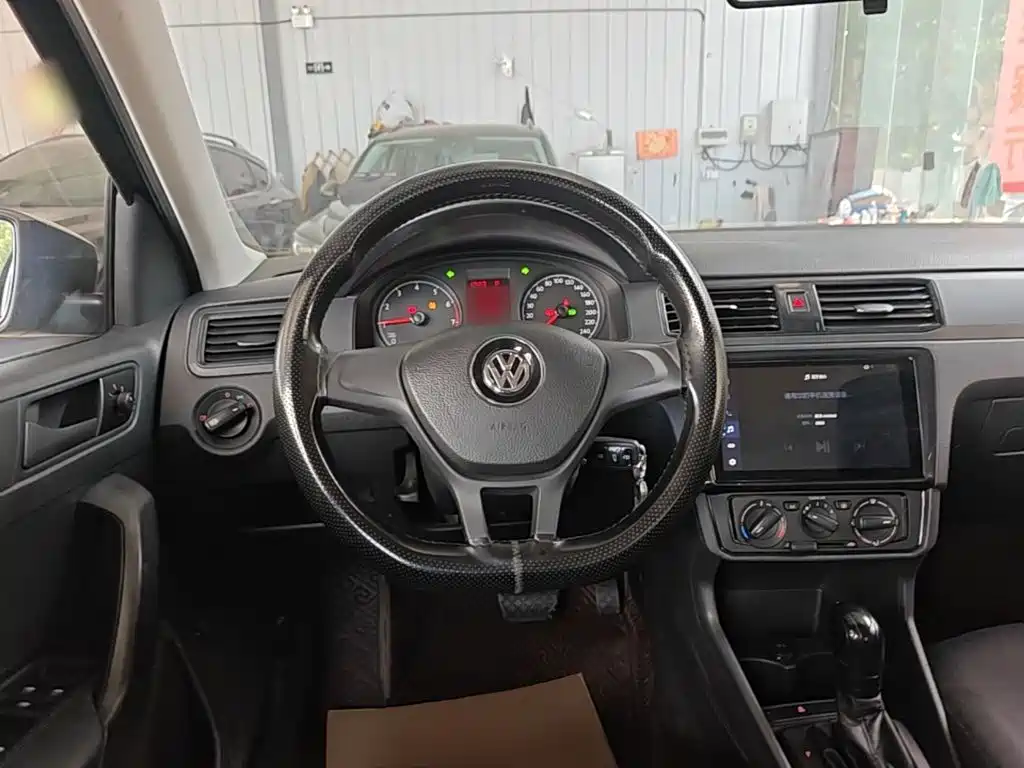Santana 2019 1.5L automatic fashion version National VI купить на сайте DeffCars