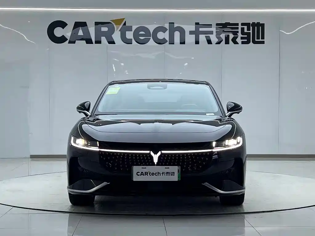 Lantu Chasing Light 2024 PHEV four-wheel drive ultra-long range flagship version купить на сайте DeffCars