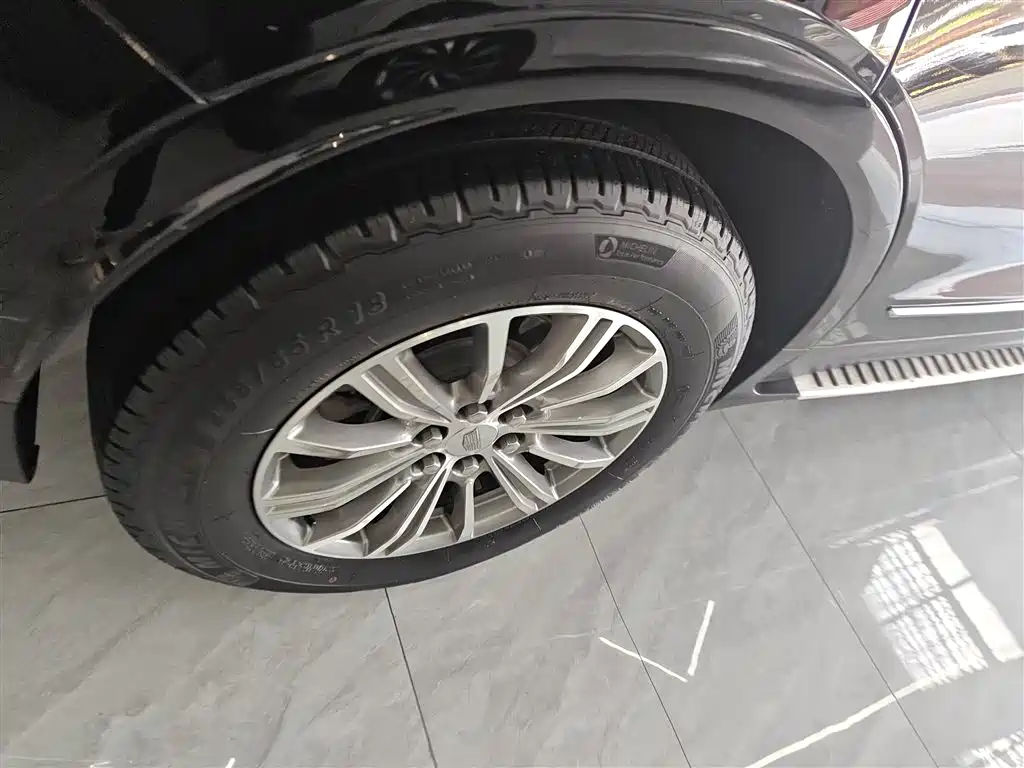 Cadillac XT5 2018 25T luxury model купить на сайте DeffCars