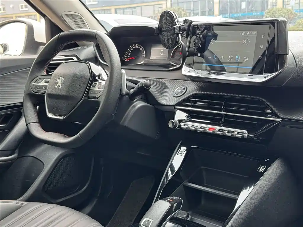 Peugeot 2008 2022 230THP THE ONE купить на сайте DeffCars