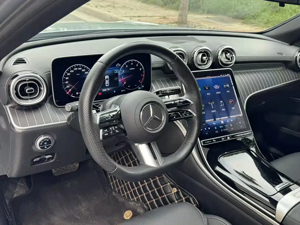 Mercedes-Benz C-Class 2023 facelift C 260 L sports version купить на сайте DeffCars