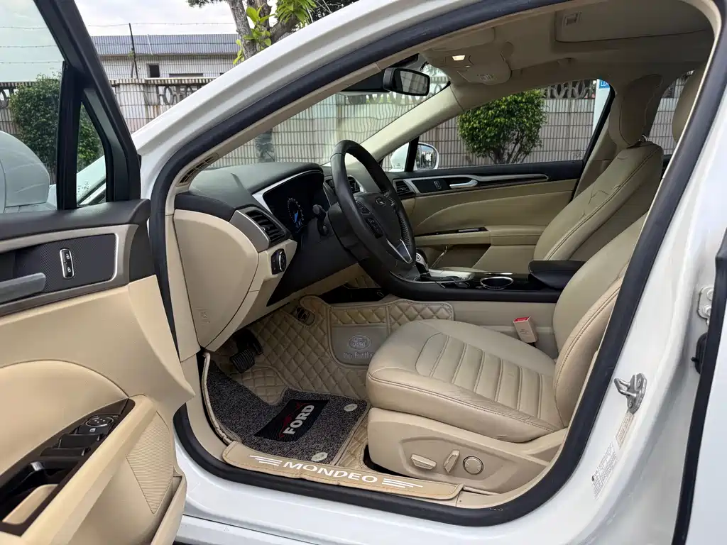 Mondeo 2013 1.5L GTDi180 Fashion Model купить на сайте DeffCars