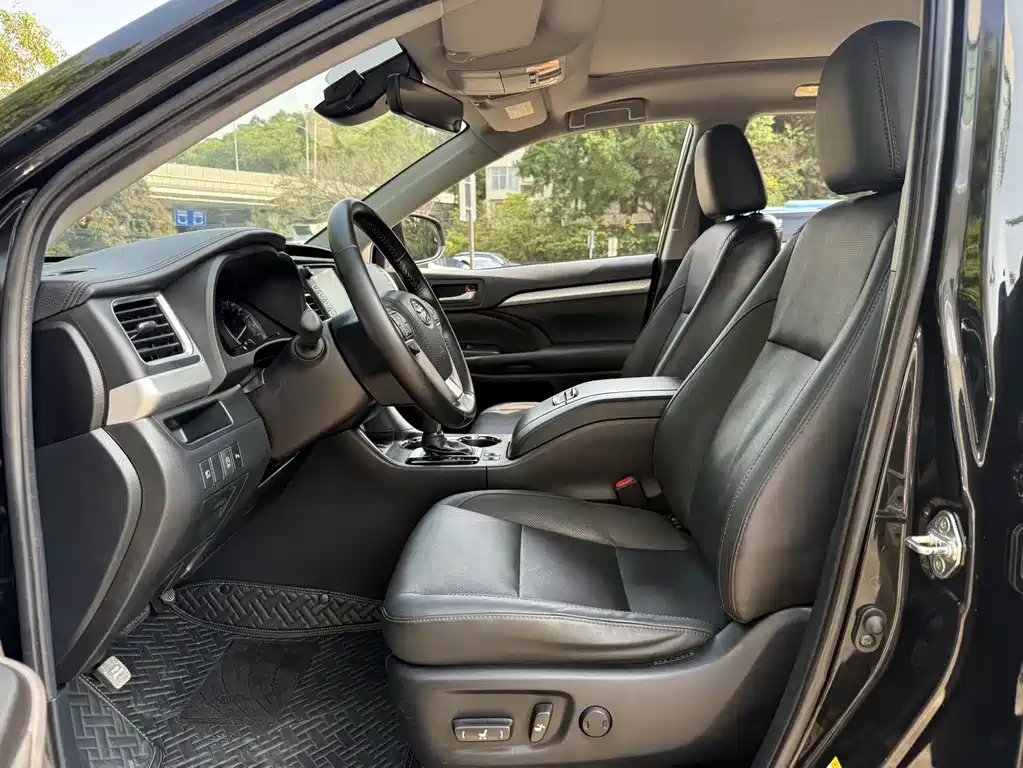 Highlander 2021 2.0T four-wheel drive luxury version 7 seats купить на сайте DeffCars