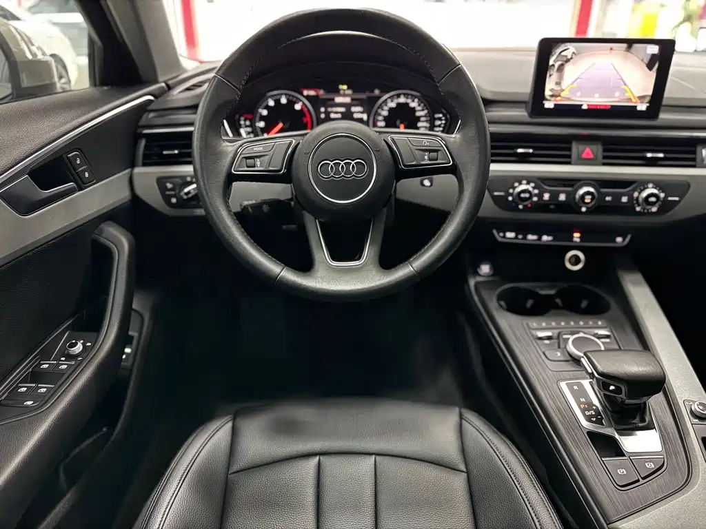 Audi A4L 2018 30th Anniversary Model 40 TFSI Enterprising купить на сайте DeffCars