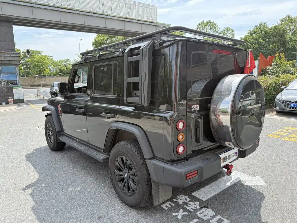 212 T01 2024 2.0T Explorer купить на сайте DeffCars