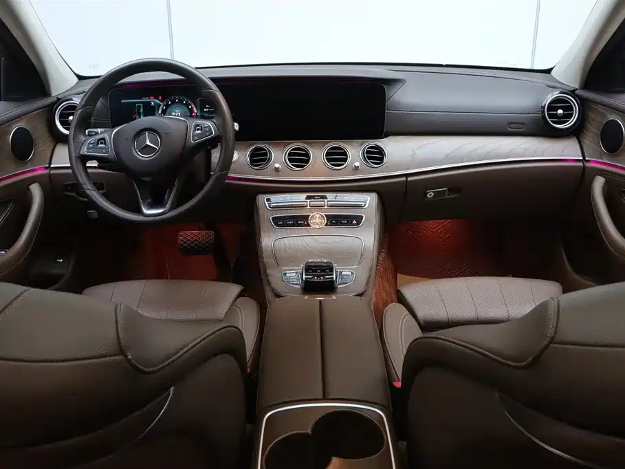 Mercedes-Benz E-Class 2018 facelift E 200 L купить на сайте DeffCars