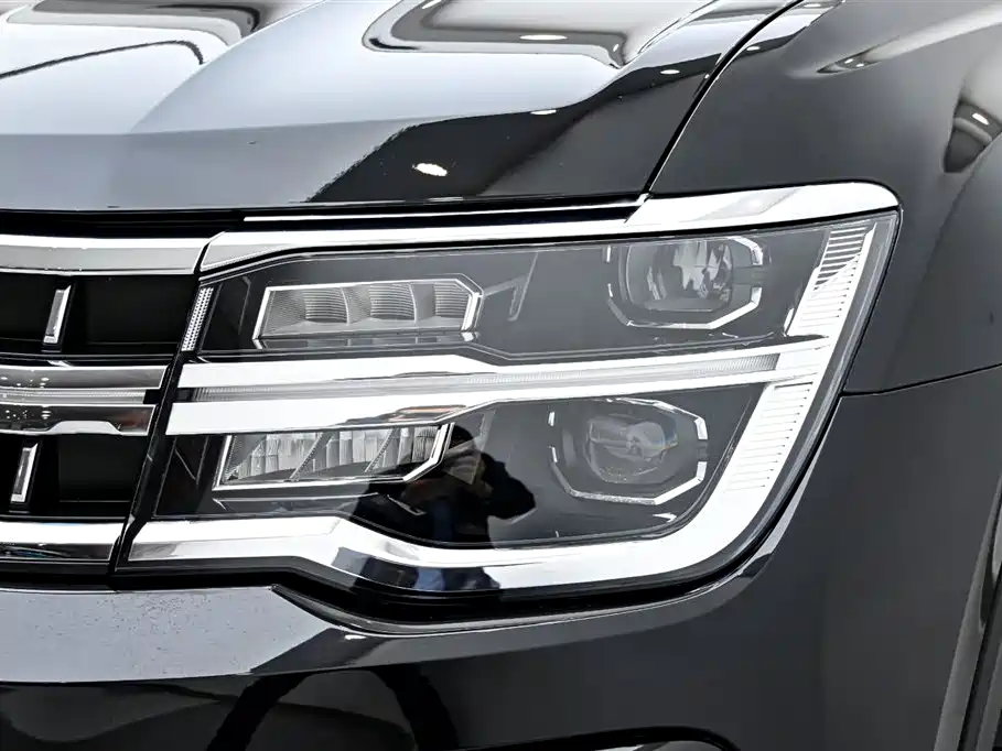 Touron 2024 380TSI four-wheel drive luxury version купить на сайте DeffCars
