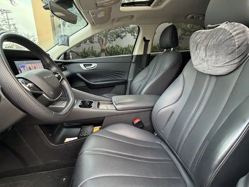 Roewe D7 2023 DMH 125km beyond version купить на сайте DeffCars