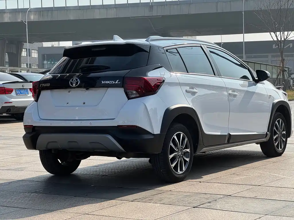 YARiS L Zhixuan 2022 1.5L CVT luxury PLUS version купить на сайте DeffCars
