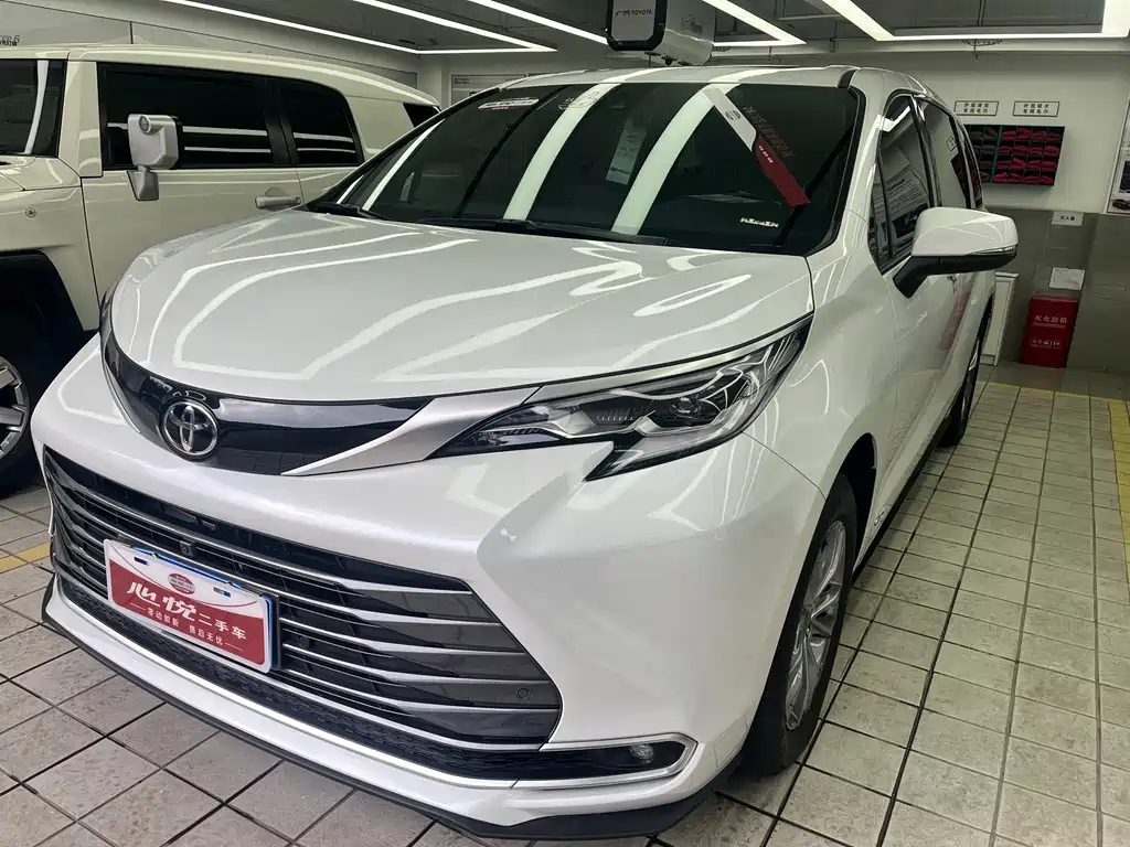 SIENNA 2024 2.5L hybrid four-wheel drive premium version купить на сайте DeffCars