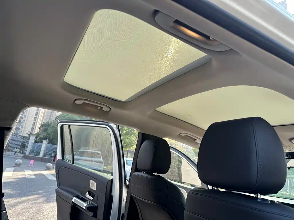 Mercedes-Benz GLB 2020 GLB 200 Dynamic купить на сайте DeffCars