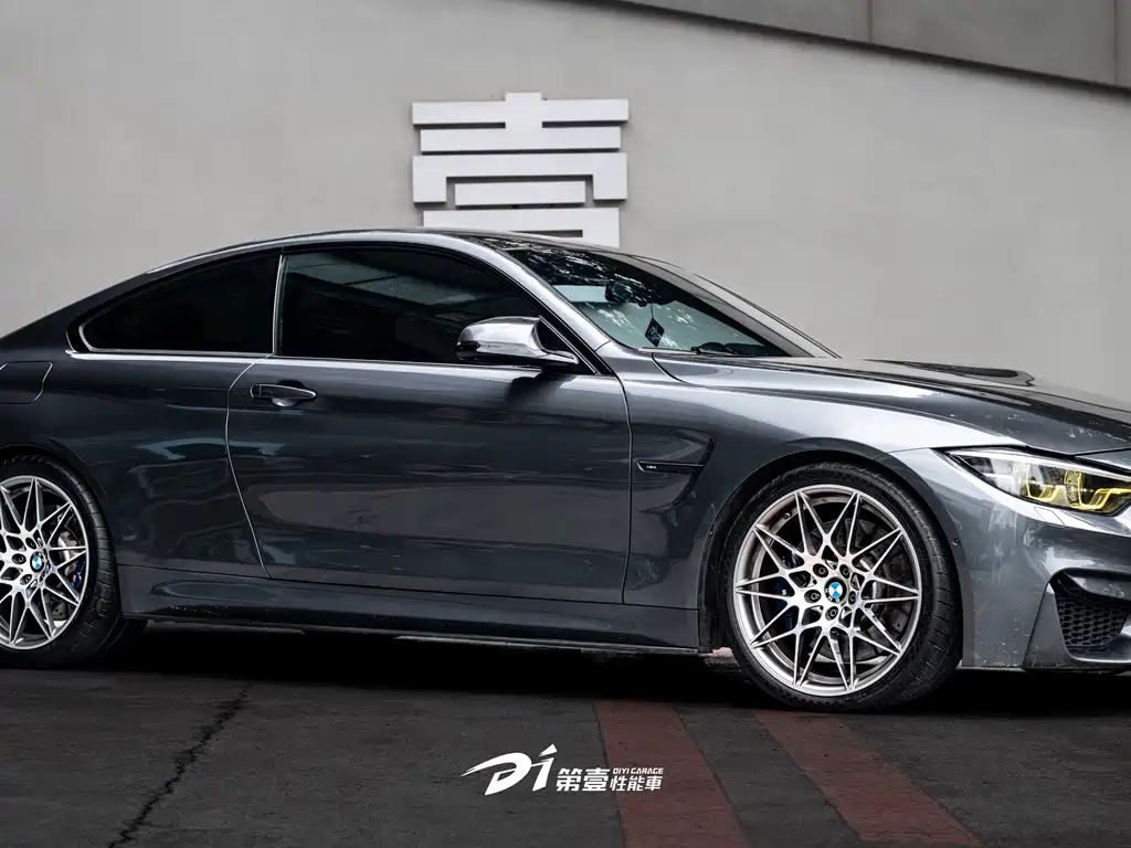 BMW M4 2019 M4 Coupe Racing Edition купить на сайте DeffCars