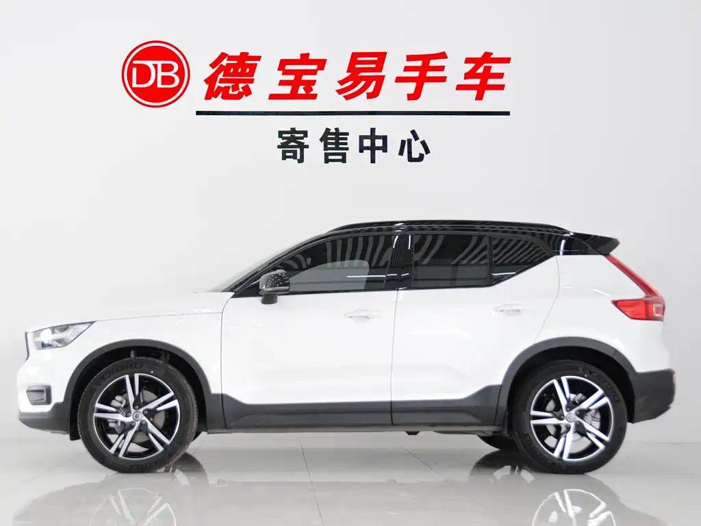 Volvo XC40 2021 T4 four-wheel drive Zhiyuan Sport Edition купить на сайте DeffCars