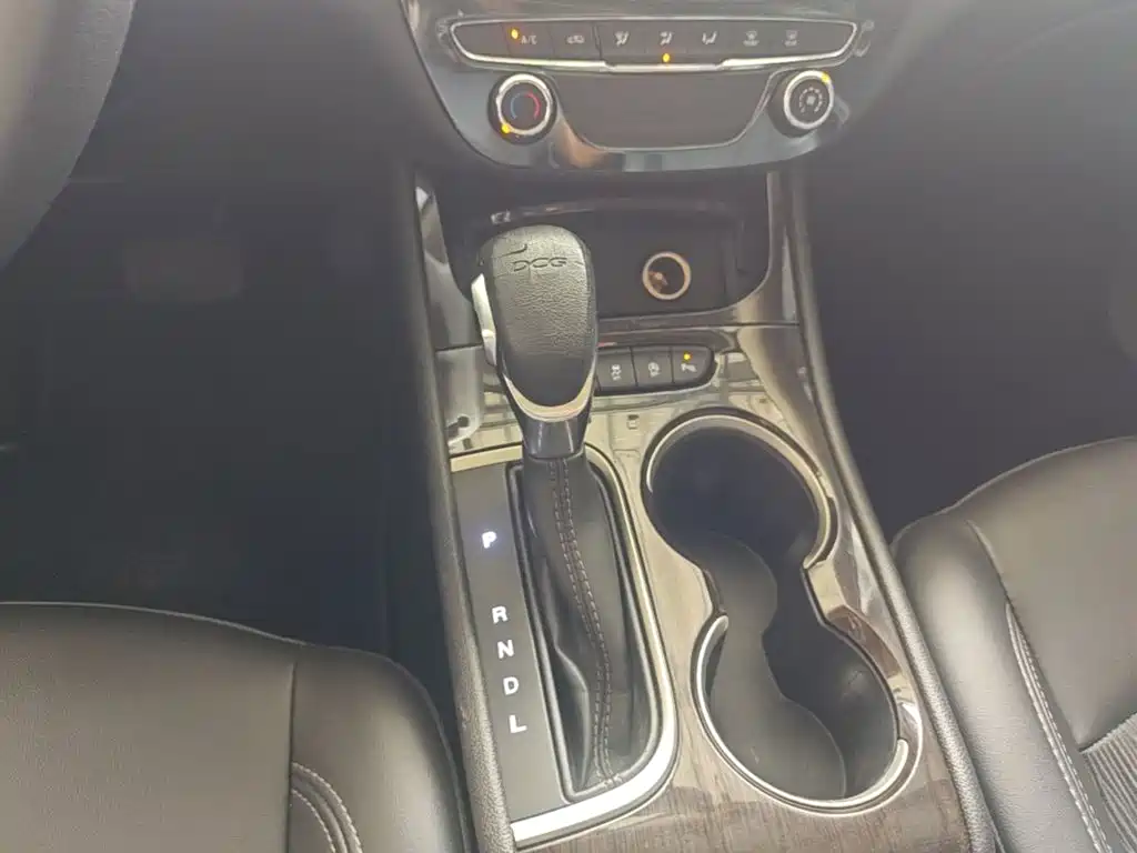Weilang 2018 sedan 20T dual-clutch leading model купить на сайте DeffCars